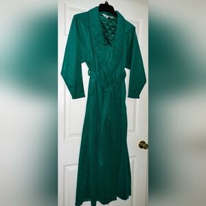 Vintage TJW by Mervyn's Bathrobe